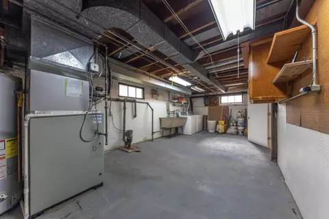 11800 S Artesian Ave, Chicago, IL 60655 photo 33