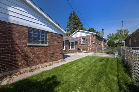 11800 S Artesian Ave, Chicago, IL 60655 photo 37