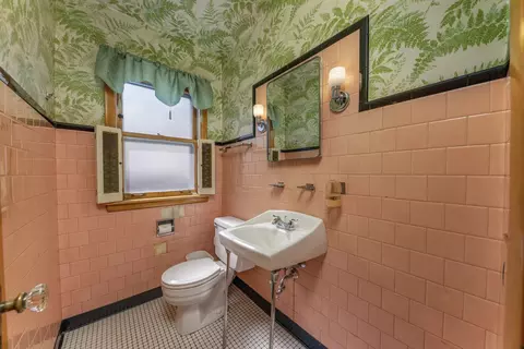 11800 S Artesian Ave, Chicago, IL 60655 photo 18