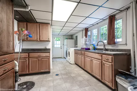 728 Madelyn Dr, Des Plaines, IL 60016 photo 27