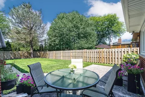 728 Madelyn Dr, Des Plaines, IL 60016 photo 26