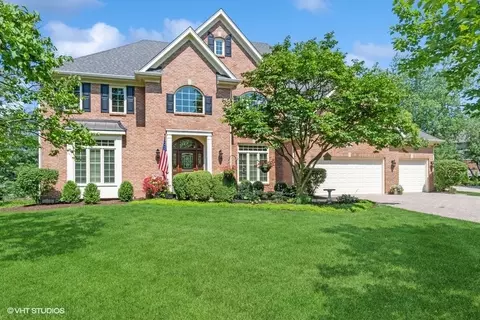 1404 Siebert Ct, Naperville, IL 60565