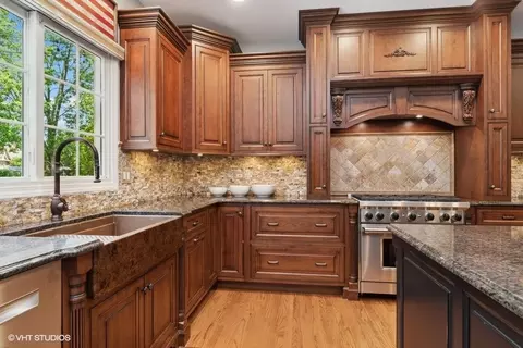 1404 Siebert Ct, Naperville, IL 60565 photo 6