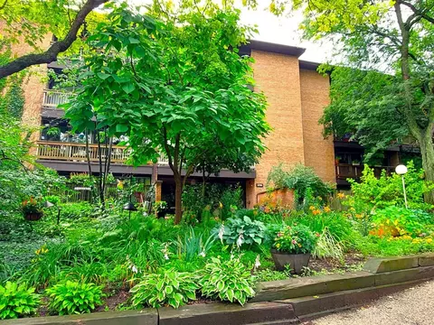 5700 Hillcrest Ln #PD, Lisle, IL 60532