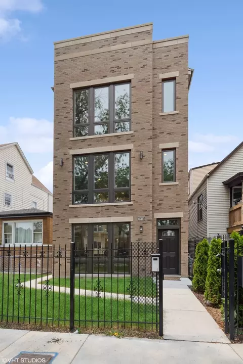 2106 N Laramie Ave #2, Chicago, IL 60639