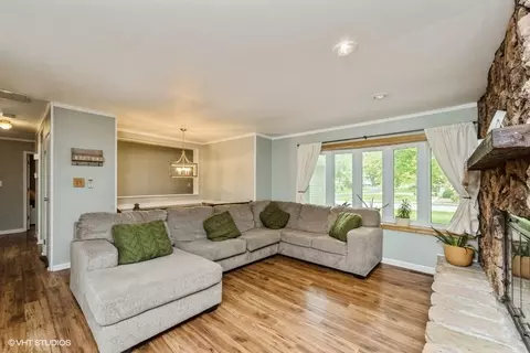 1409 N Freund Ave, Mchenry, IL 60050 photo 4