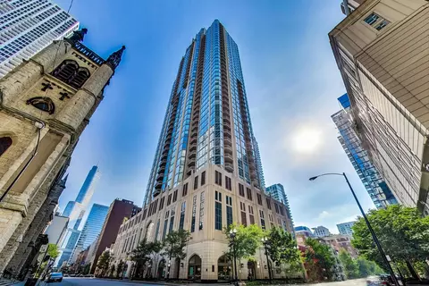 Exterior - 21 E Huron St #4103, Chicago, IL 60611 photo 2 of 20