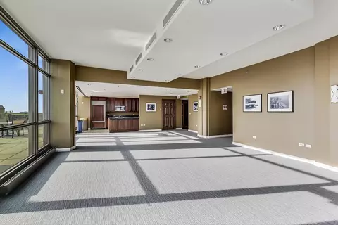 Exterior - 21 E Huron St #4103, Chicago, IL 60611 photo 11 of 20