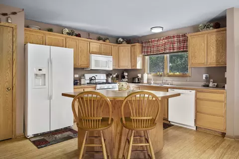 514 Hannigan Dr, Minooka, IL 60447 photo 8