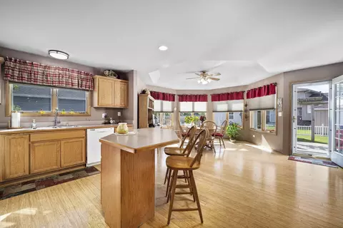 514 Hannigan Dr, Minooka, IL 60447 photo 12