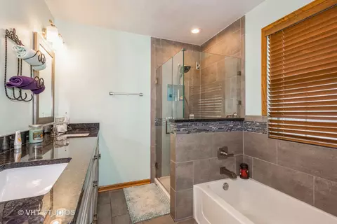 1032 Georgian Pl, Bartlett, IL 60103 photo 15
