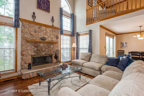 1032 Georgian Pl, Bartlett, IL 60103 photo 4