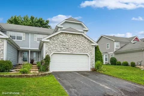 1032 Georgian Pl, Bartlett, IL 60103