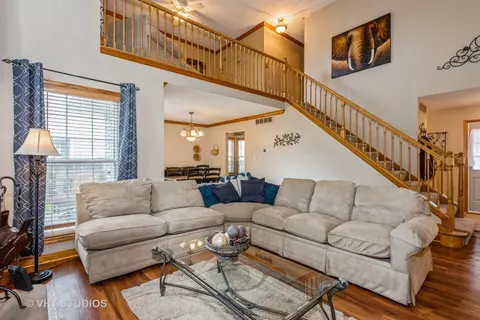 1032 Georgian Pl, Bartlett, IL 60103 photo 5