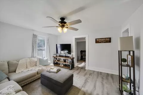809 E Main St, Urbana, IL 61802 photo 13