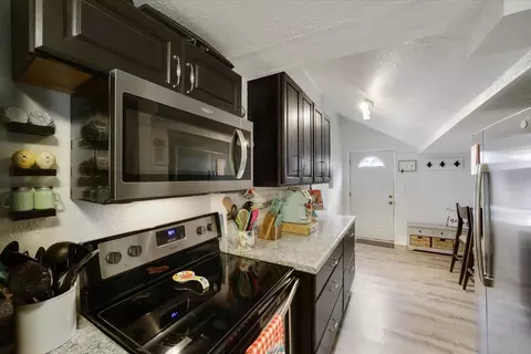 809 E Main St, Urbana, IL 61802 photo 7