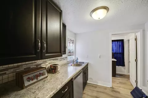 809 E Main St, Urbana, IL 61802 photo 6
