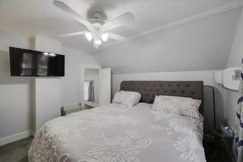 809 E Main St, Urbana, IL 61802 photo 19