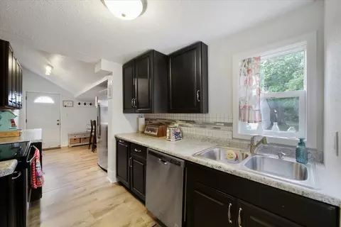 809 E Main St, Urbana, IL 61802 photo 8