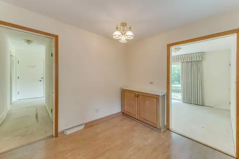 1620 Wakeman Ave, Wheaton, IL 60187 photo 9
