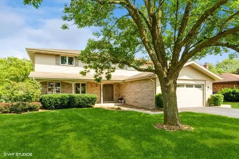 14353 Pinewood Dr, Orland Park, IL 60467