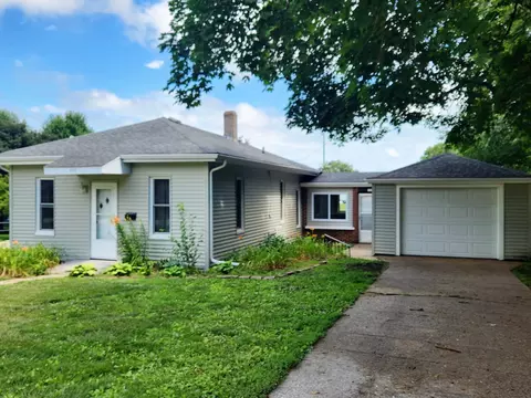 909 Washington St, Prophetstown, IL 61277
