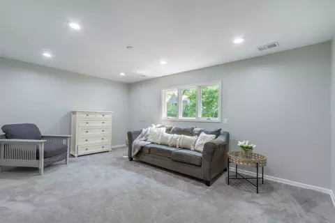 101 Farmington Ct, Rolling Meadows, IL 60008 photo 25