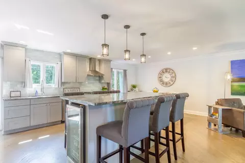 101 Farmington Ct, Rolling Meadows, IL 60008 photo 8
