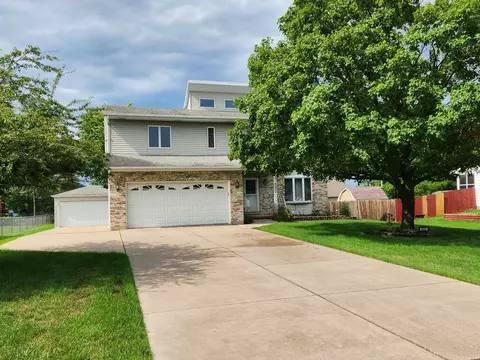 5002 W Main St, Monee, IL 60449