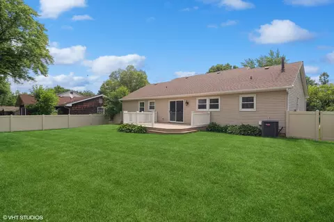 411 Springside Ln, Buffalo Grove, IL 60089 photo 16