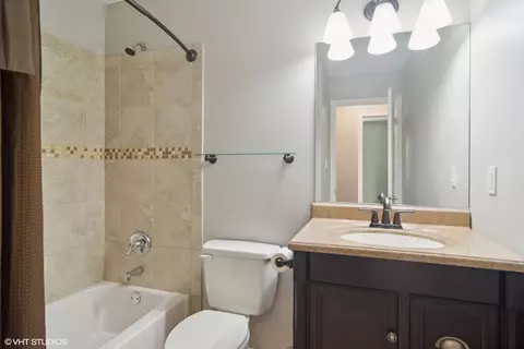 411 Springside Ln, Buffalo Grove, IL 60089 photo 13
