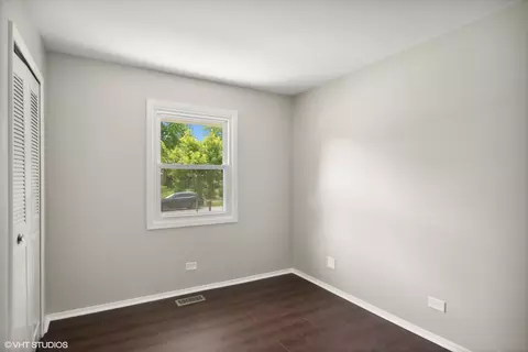 411 Springside Ln, Buffalo Grove, IL 60089 photo 12