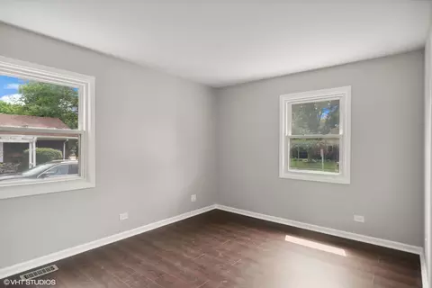 411 Springside Ln, Buffalo Grove, IL 60089 photo 11
