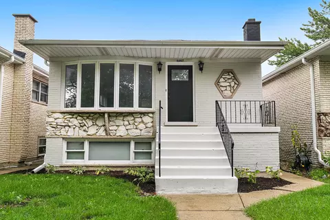 4007 Wagner Ave, Schiller Park, IL 60176