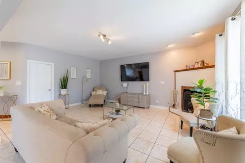 8000 Lorel Ave, Burbank, IL 60459 photo 13