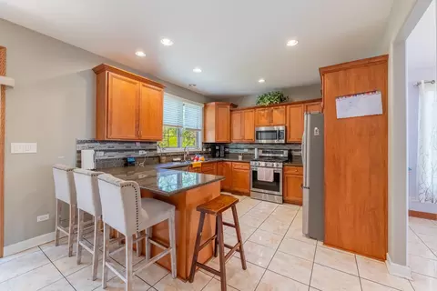 8000 Lorel Ave, Burbank, IL 60459 photo 15