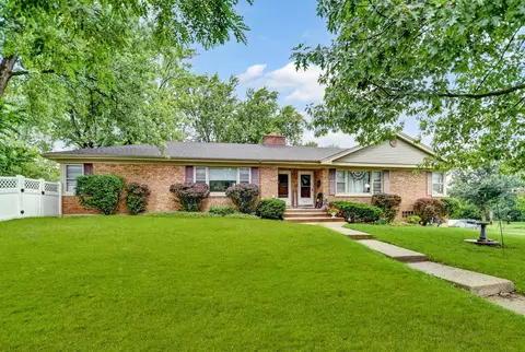 317 Elm Ave, La Grange, IL 60525