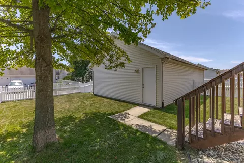 1115 Bull St, Normal, IL 61761 photo 26