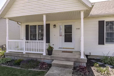 1115 Bull St, Normal, IL 61761 photo 4