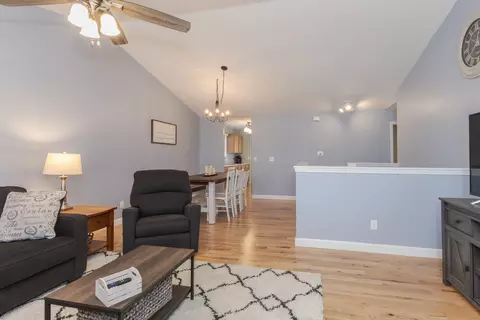 1115 Bull St, Normal, IL 61761 photo 12