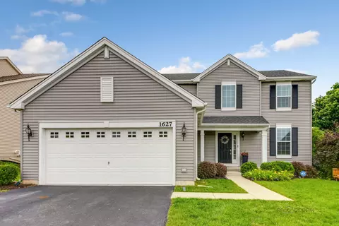 1627 Powderhorn Dr, Volo, IL 60020