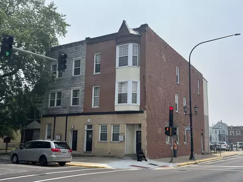 5127 W 30th St #2E-A, Cicero, IL 60804