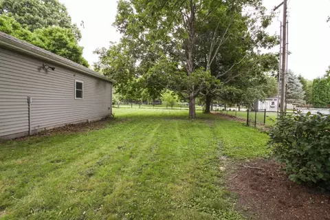 710 E Center St, Le Roy, IL 61752 photo 33