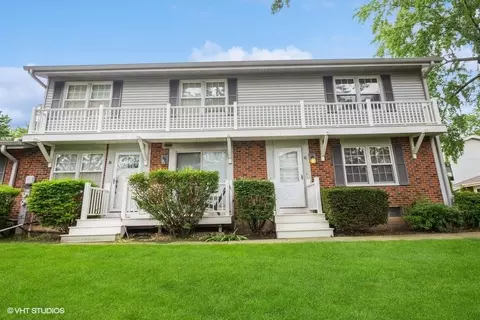 311 Milton Ct, Bloomingdale, IL 60108
