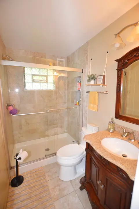 118 N Kent Rd, Mchenry, IL 60051 photo 17