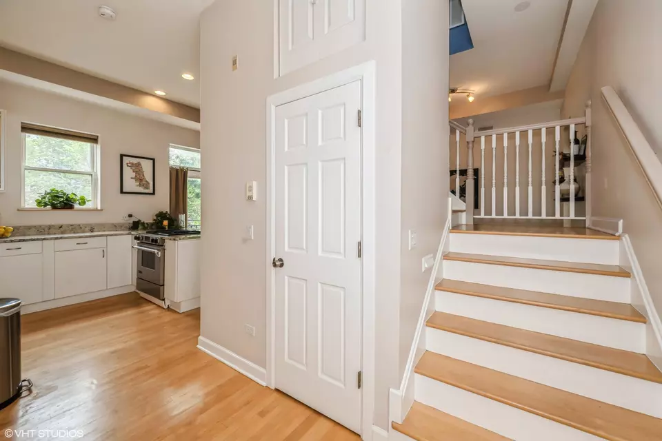  1500 N Greenview Ave #2R, Chicago, IL 60642 photo 7