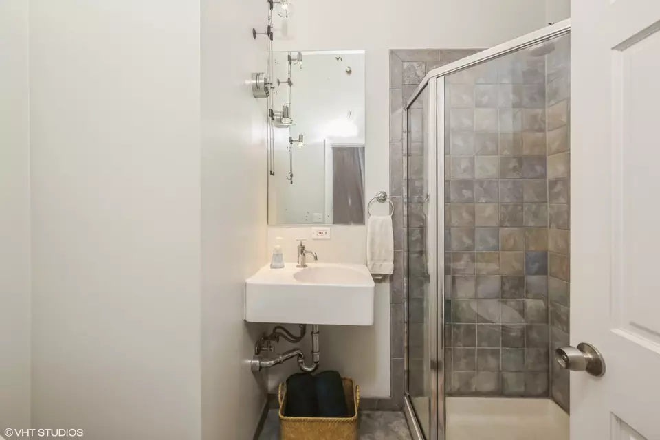  1500 N Greenview Ave #2R, Chicago, IL 60642 photo 15
