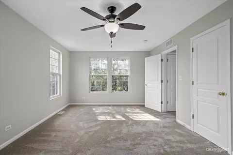 546 Conservatory Ln, Aurora, IL 60502 photo 9