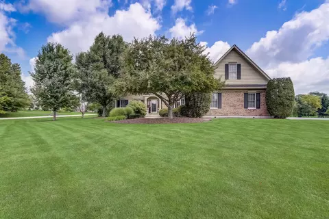 195 Boxwood Dr, Hawthorn Woods, IL 60047