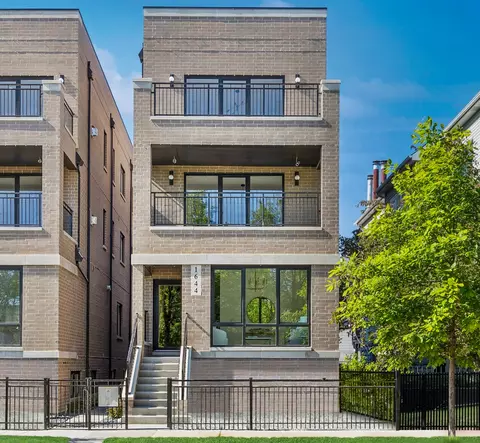 1644 W Diversey Pkwy #2, Chicago, IL 60614